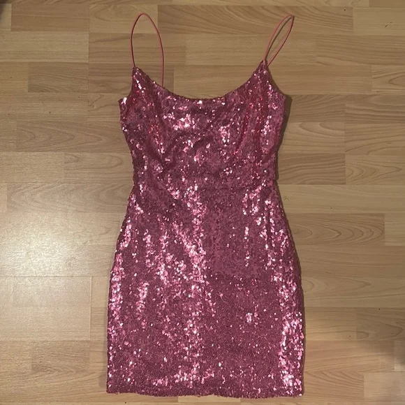 Windsor | Dresses | Windsor Size M Pink Sequence Homecoming Dress | Poshmark